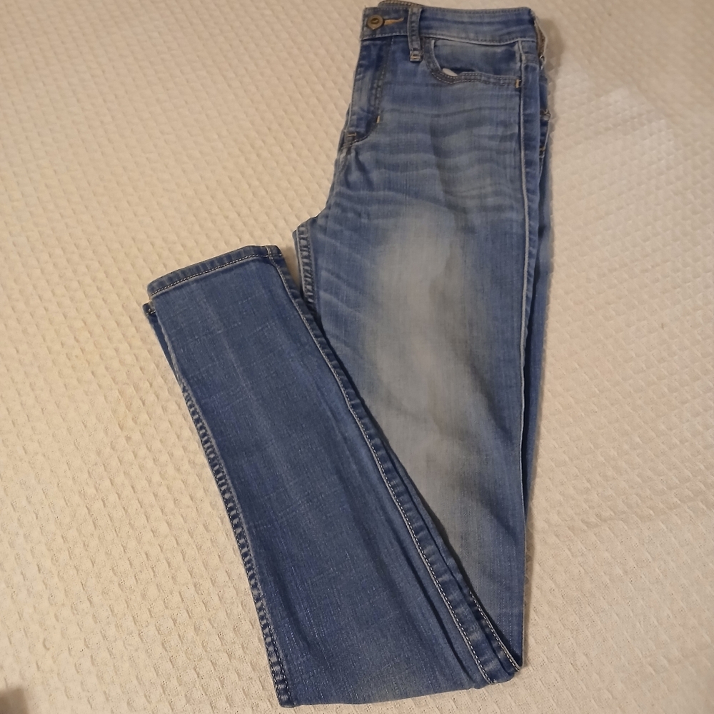 Hollister 27/31 Classic Blue Women's Jeans